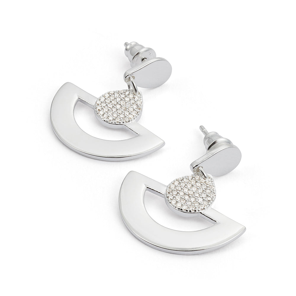 White 2025 fan earrings